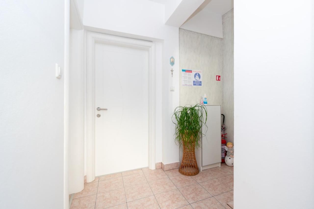 Apartment Mandre 4093B מראה חיצוני תמונה